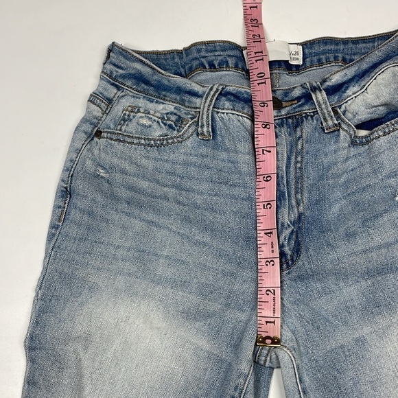 RSQ Jeans Light Wash Raw Hem Distressed Mom Jeans Size 26 - Picture 7 of 8